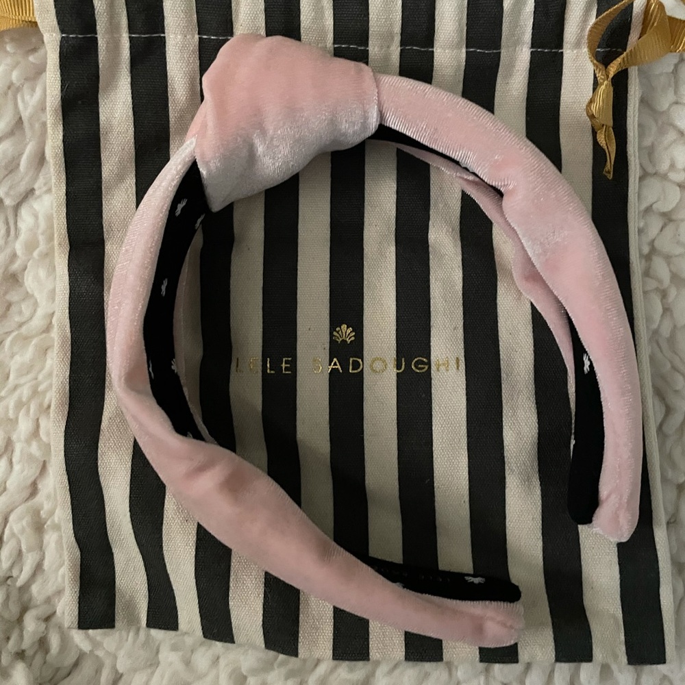Blush velvet Lele Sadoughi Headband